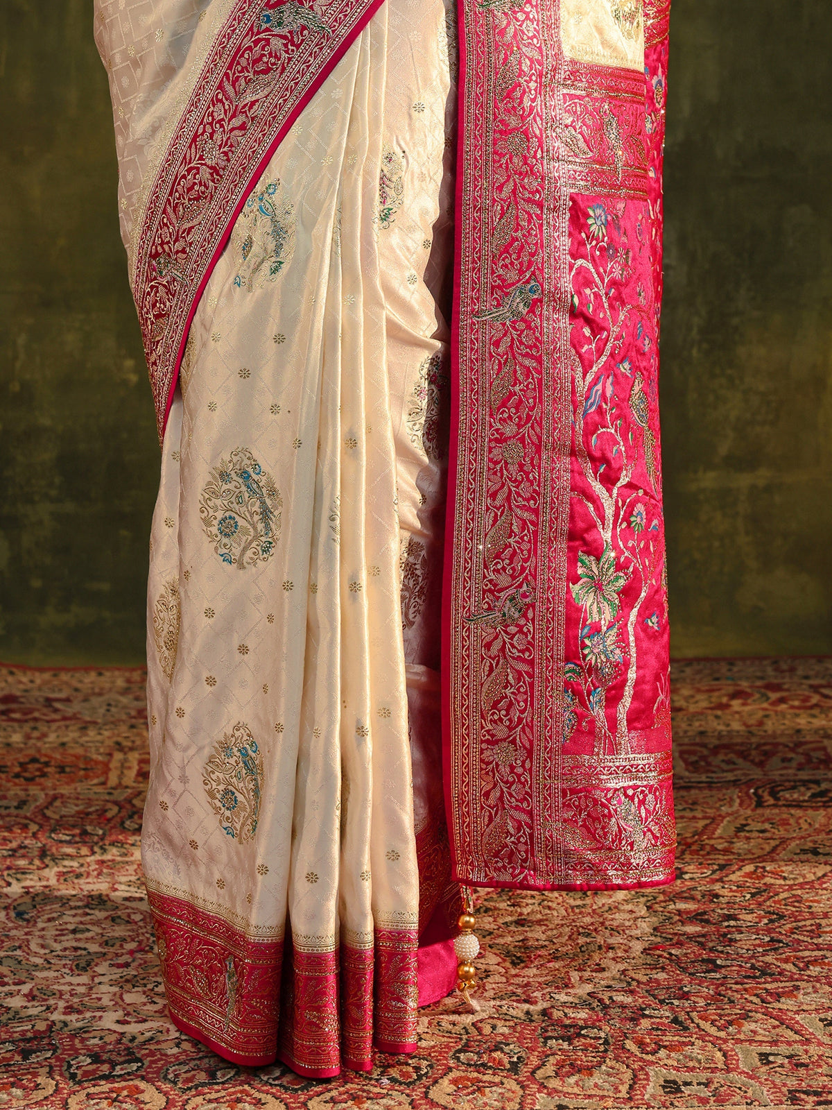 Anouk Art Off White Ethnic Woven Design Satin Saree With Unstitched Blouse Piece