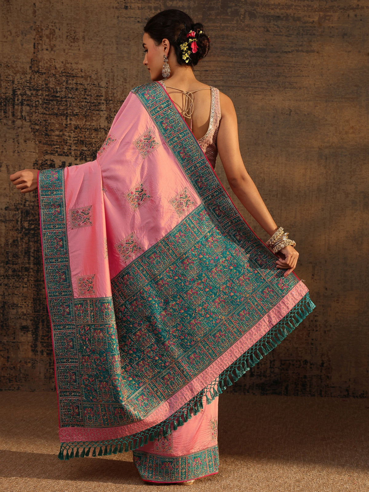 Anouk Pink Ethnic Motifs Embroidered Silk Blend Saree With Unstitched Blouse Piece