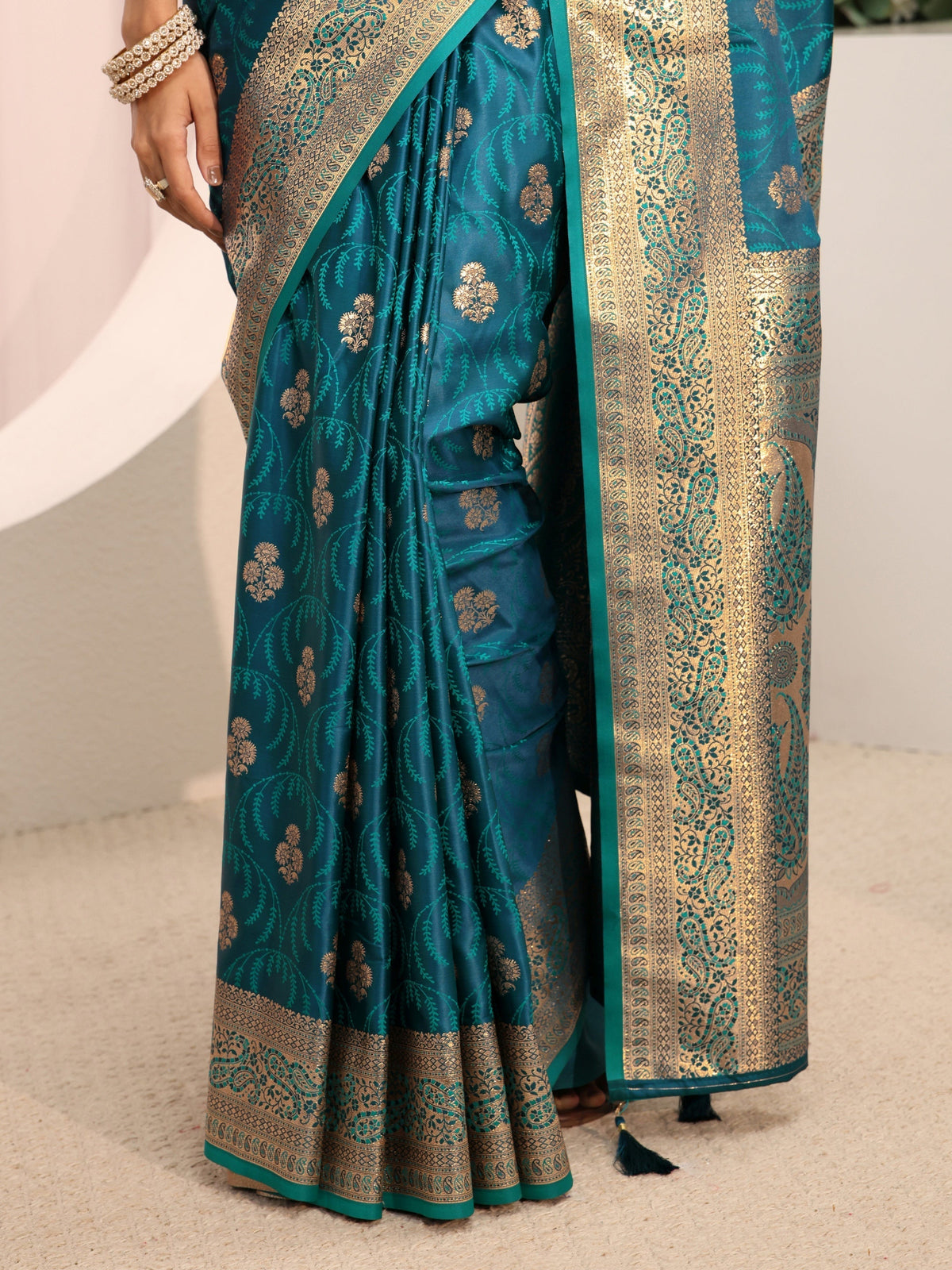 Anouk Blue Ethnic Woven Design Silk Blend Saree With Unstitched Blouse Piece