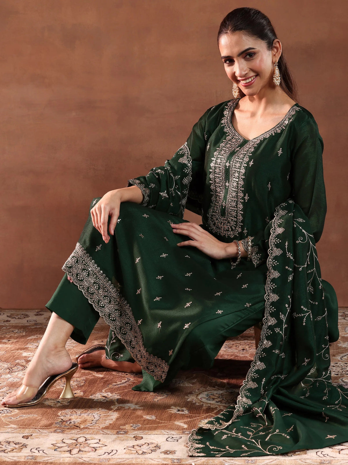 Anouk Green Embroidered Silk Blend Straight Suit With Dupatta