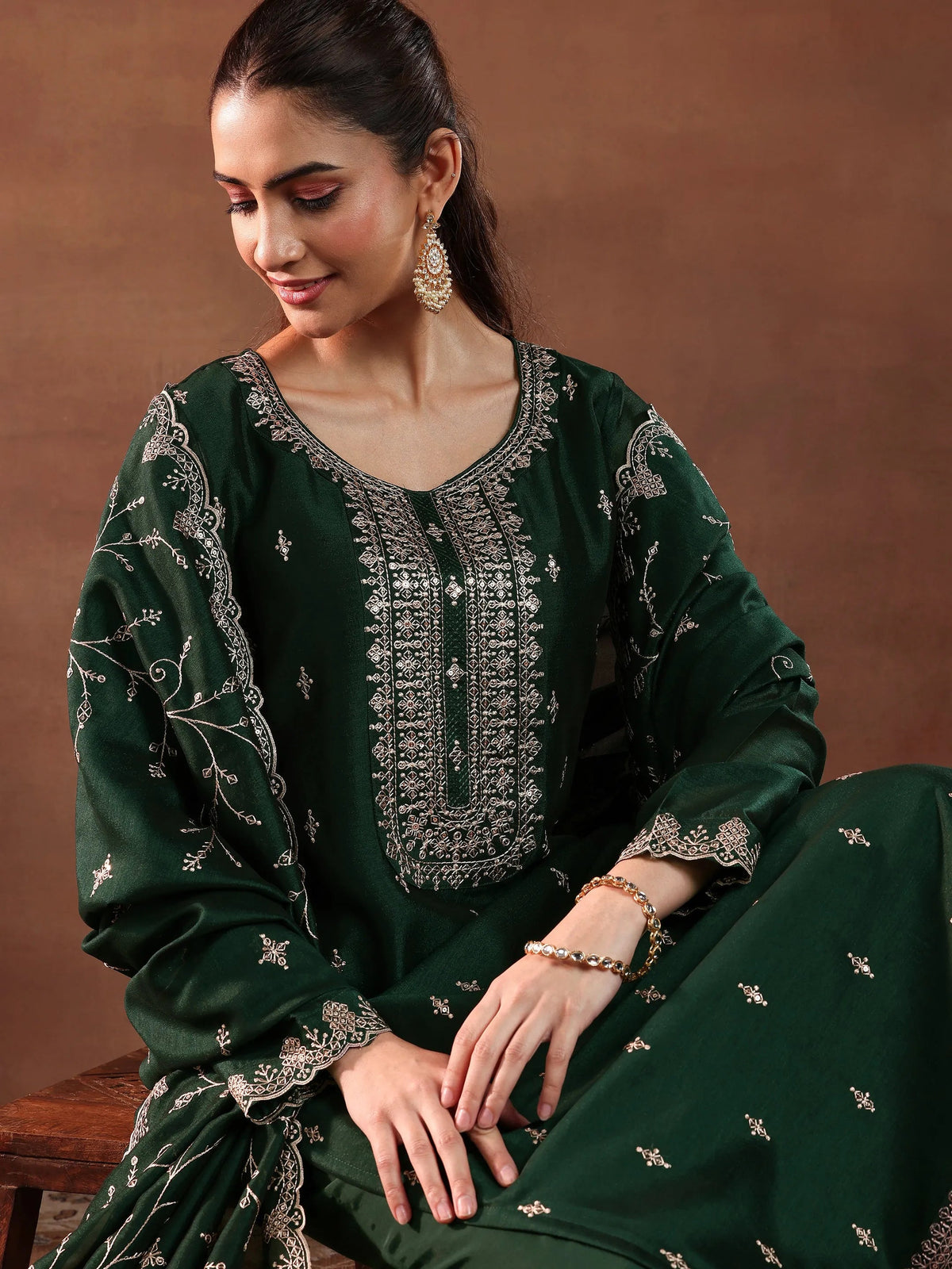 Anouk Green Embroidered Silk Blend Straight Suit With Dupatta