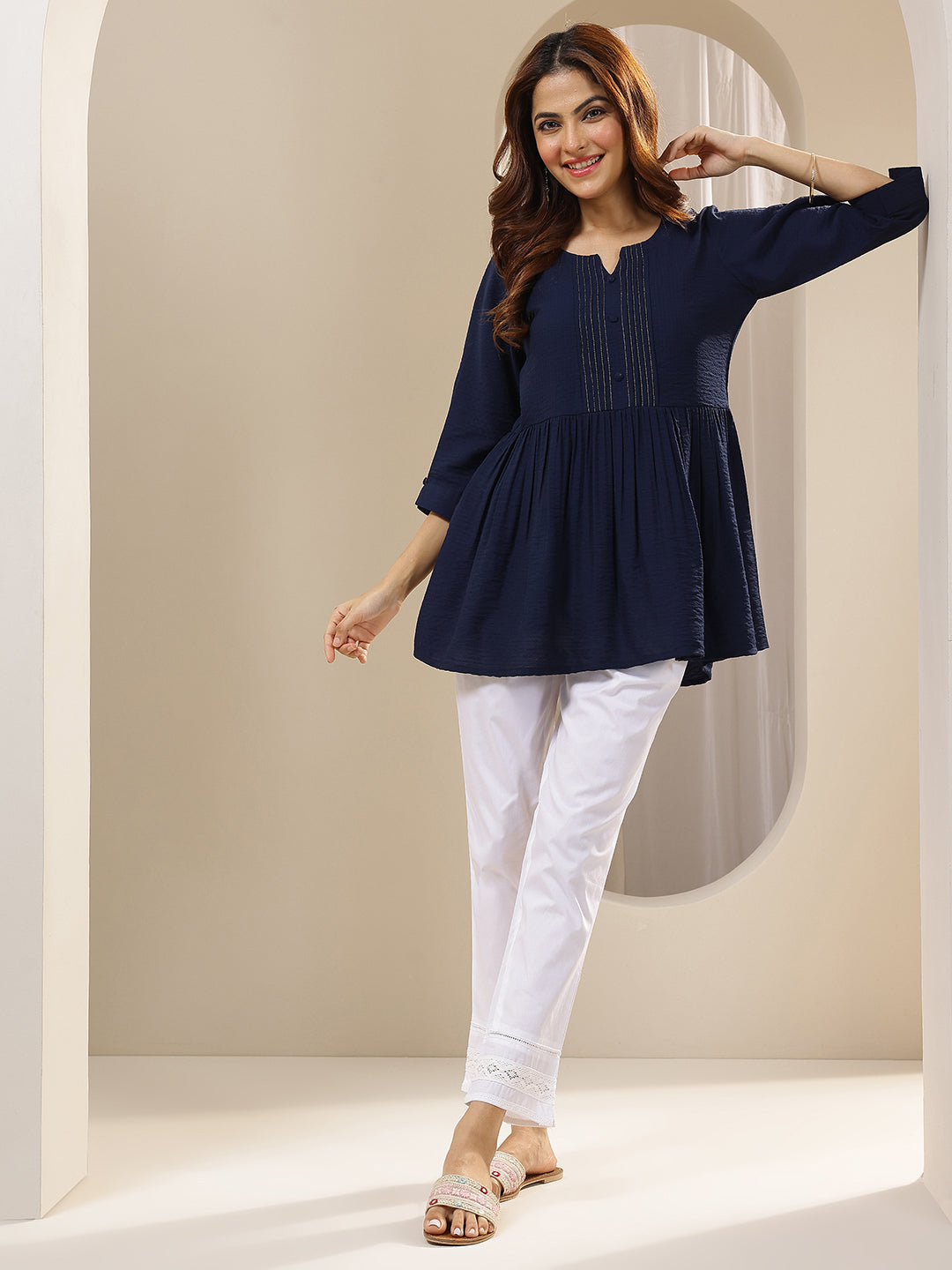 Anouk White Solid Cotton Trousers