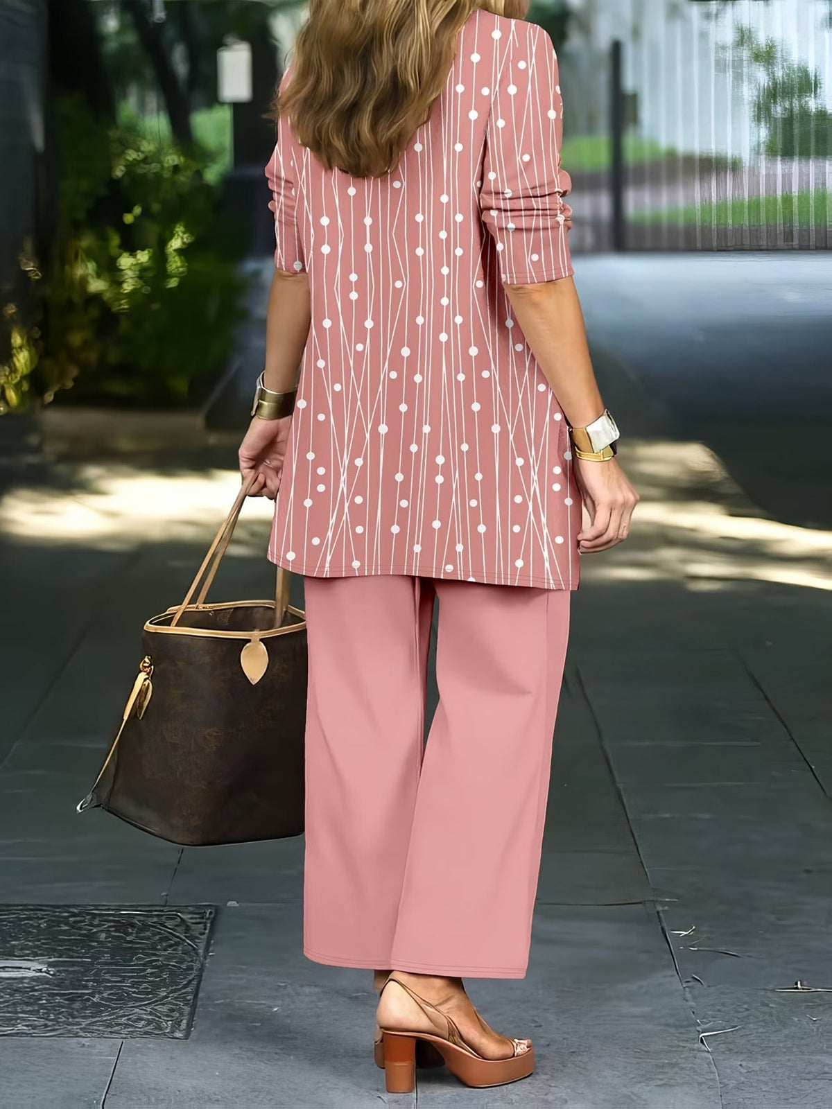 Elegant Polka Dot Cardigan Coat with Solid Suspender Top & Casual Trousers – Stylish 3-Piece Women’s Set