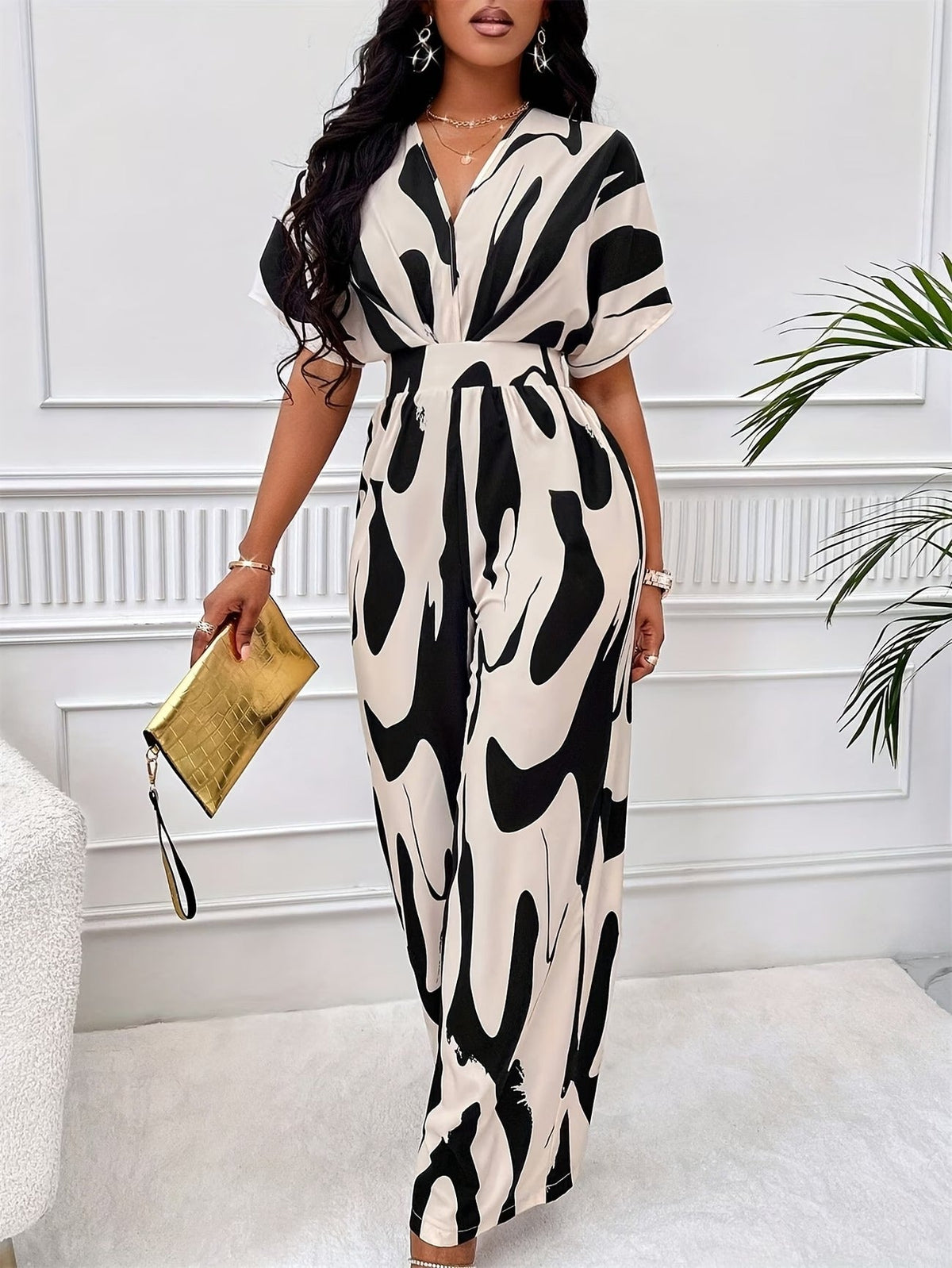 Women’s Color Block V-Neck Jumpsuit – Elegant Short Sleeve Wide-Leg One-Piece Outfit with Comfortable Waist Fit for Spring & Summer