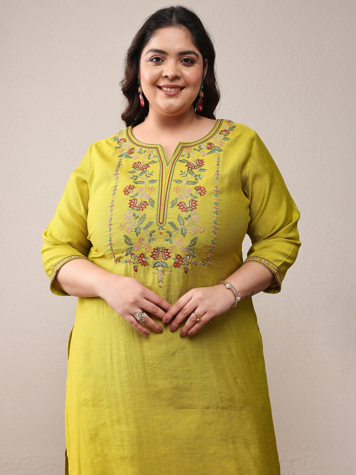 Plus Size Green Embroidered Silk Blend Straight Kurta Set