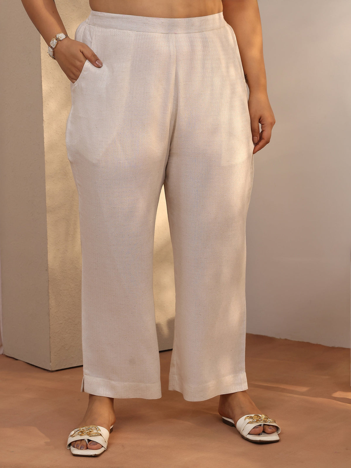 Plus Size Off white Embroidered cotton blend Straight Suit Set With Dupatta