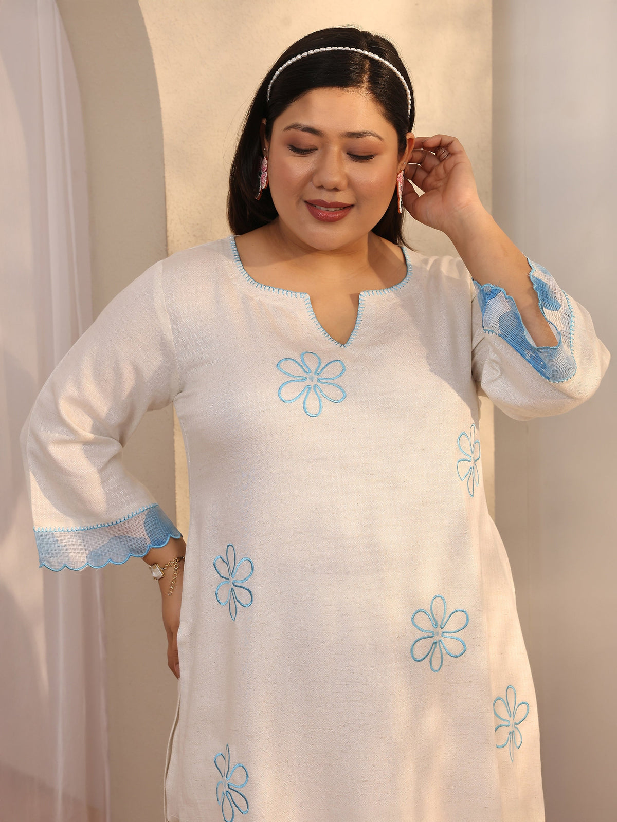 Plus Size Off white Embroidered cotton blend Straight Suit Set With Dupatta