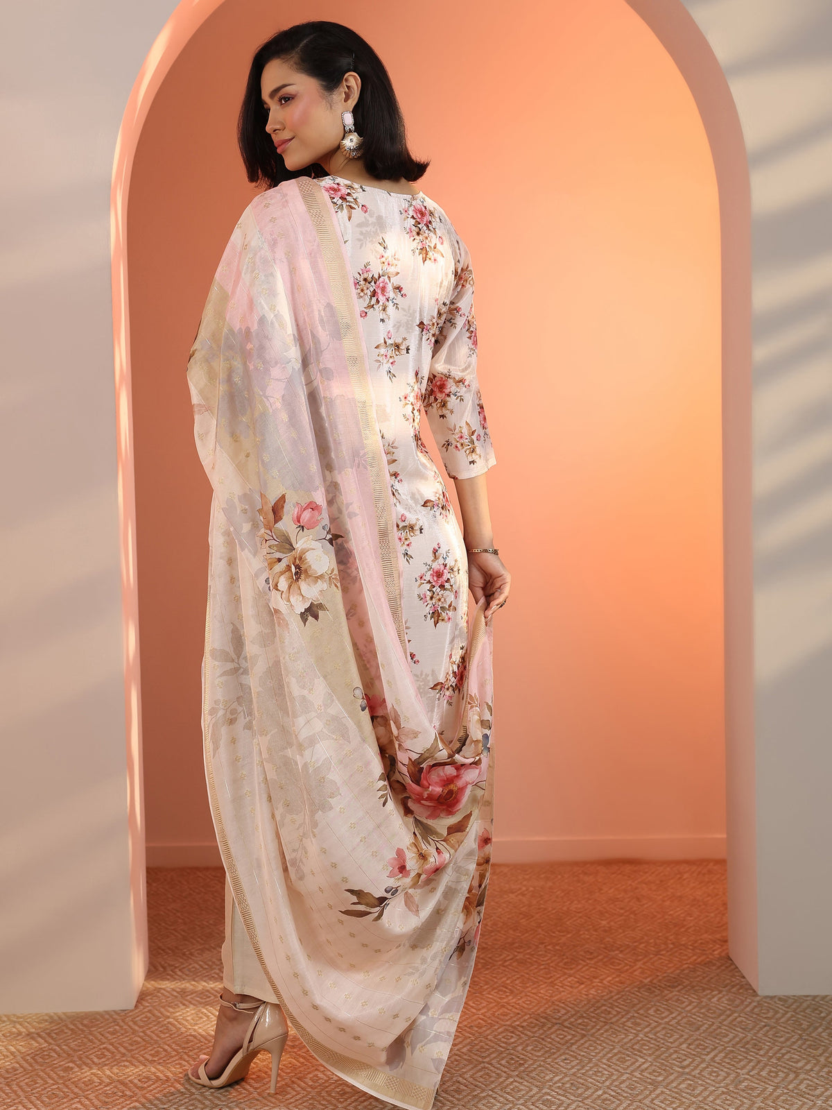 Anouk Off White Embroidered Chinon Straight Suit Set With Dupatta