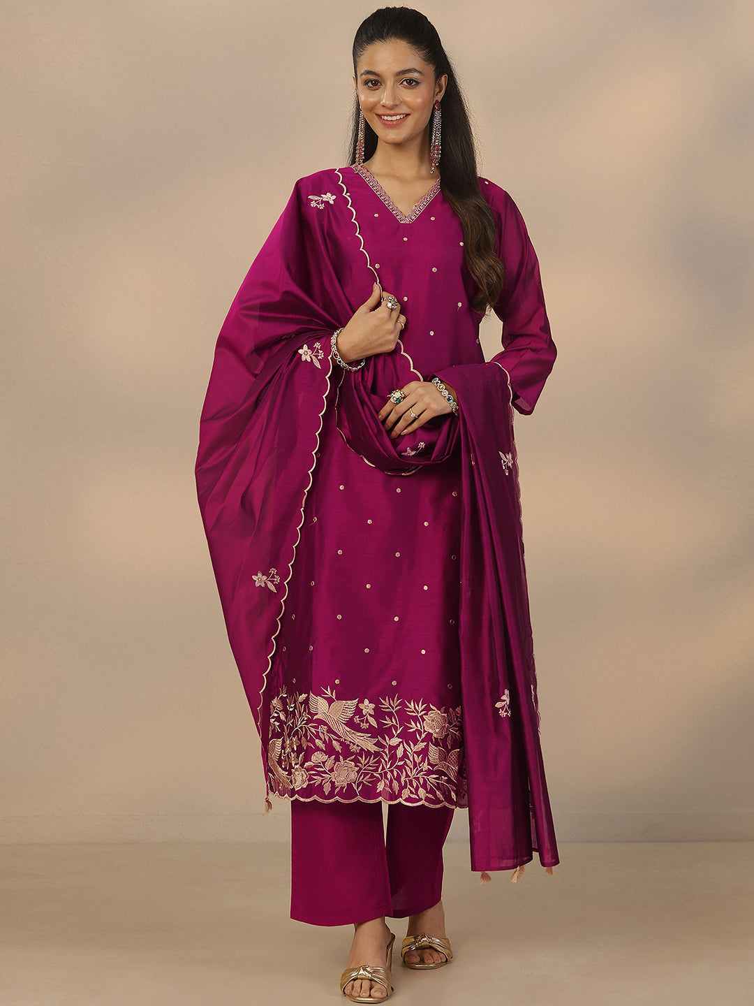 Anouk Magenta Embroidered Silk Blend Straight Suit Set With Dupatta