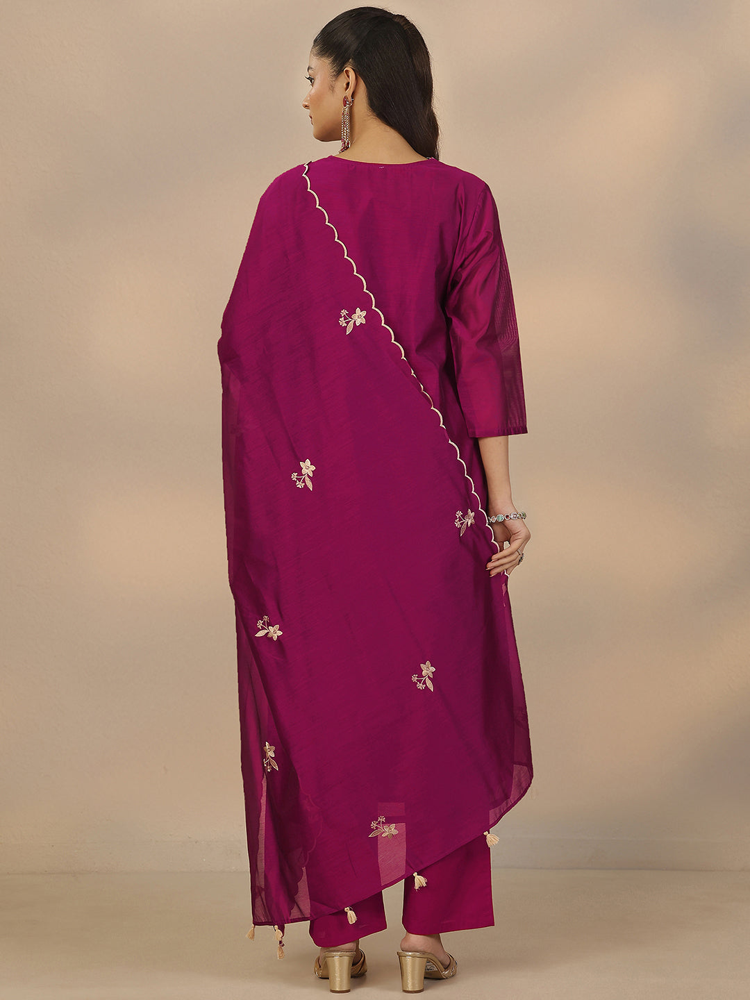 Anouk Magenta Embroidered Silk Blend Straight Suit Set With Dupatta
