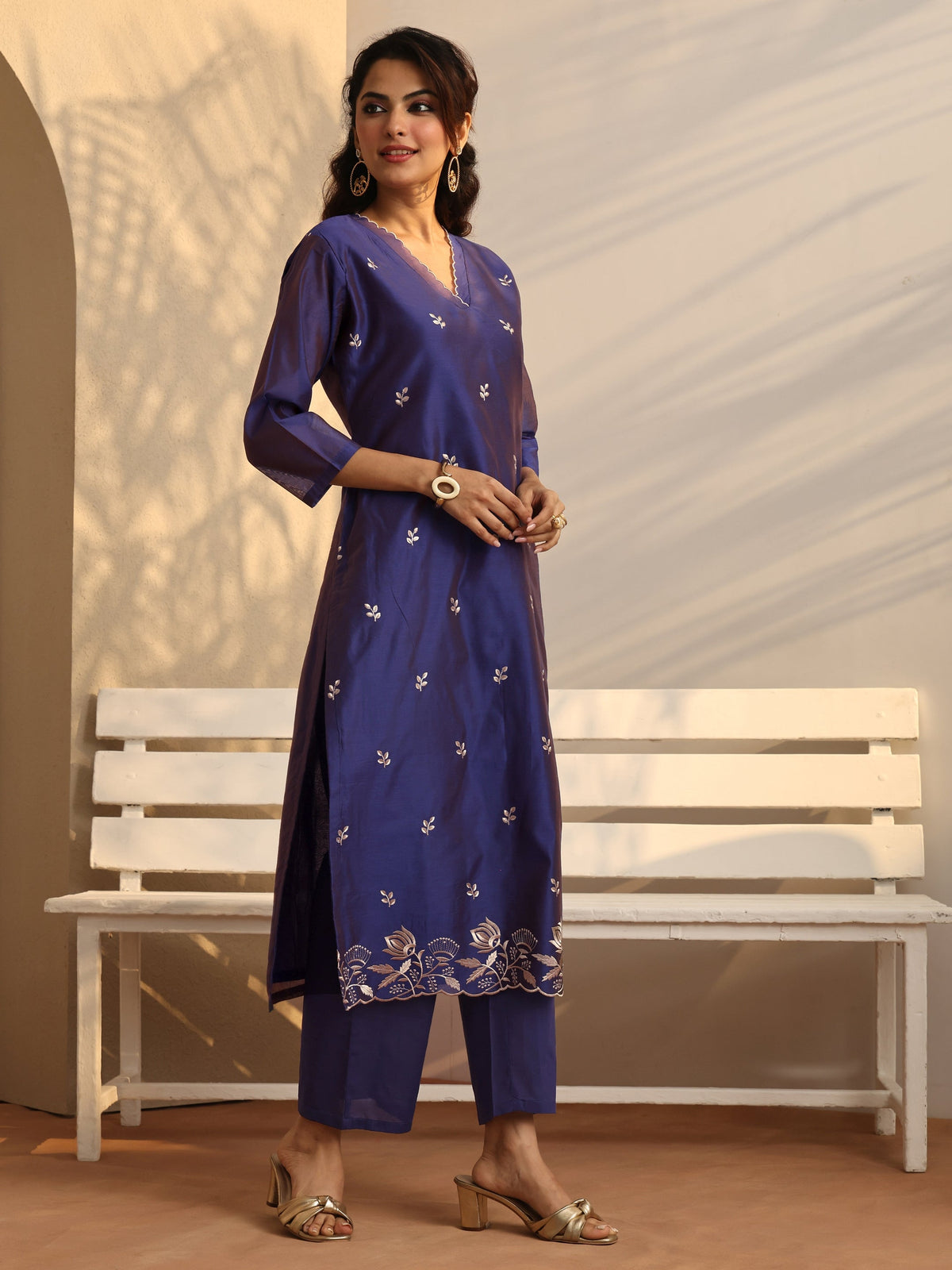 Anouk Purple Embroidered Silk Blend Straight Suit Set With Dupatta