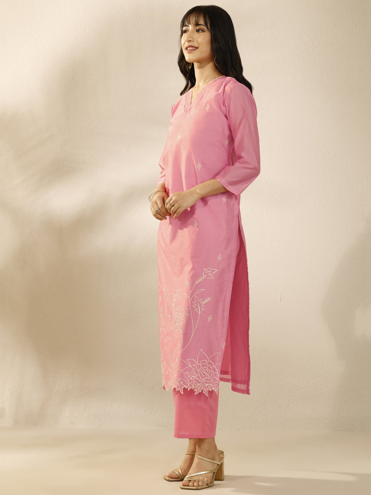 Anouk Peach Embroidered Silk Blend Straight Suit Set With Dupatta