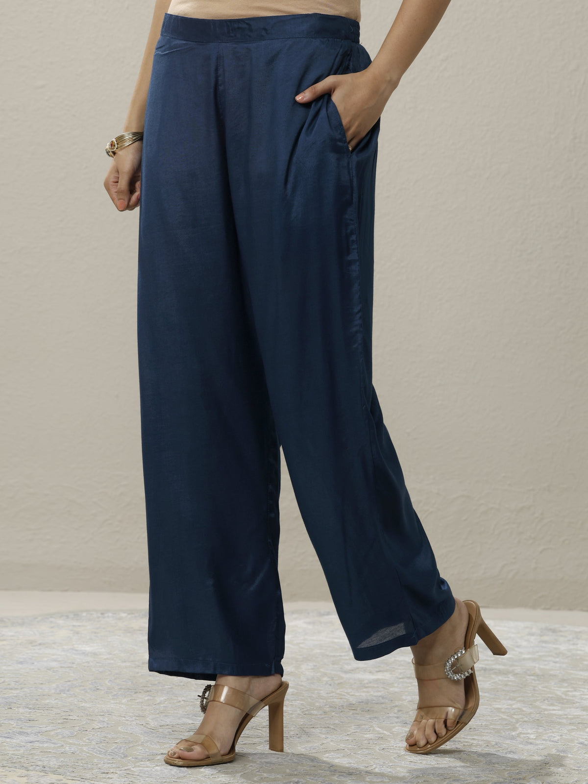 Anouk Blue Printed Muslin Straight Suit Set With Dupatta
