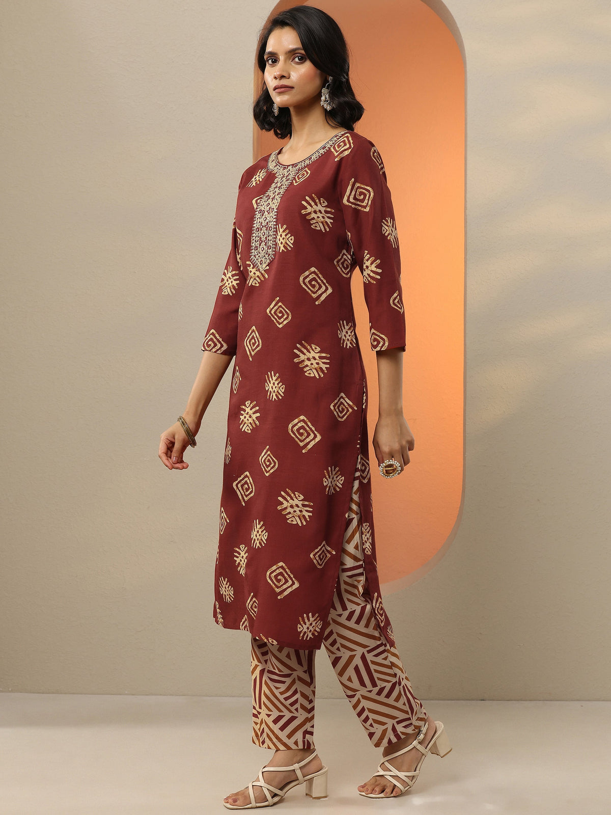 Anouk Maroon Printed Cotton Blend  Straight Suit Set With Dupatta
