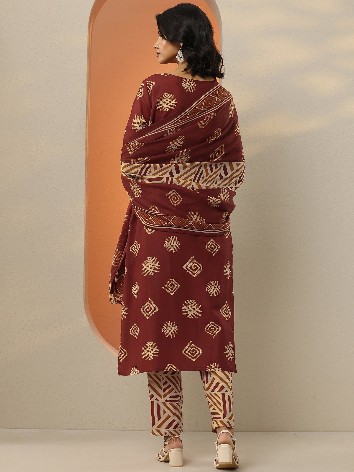 Anouk Maroon Printed Cotton Blend  Straight Suit Set With Dupatta