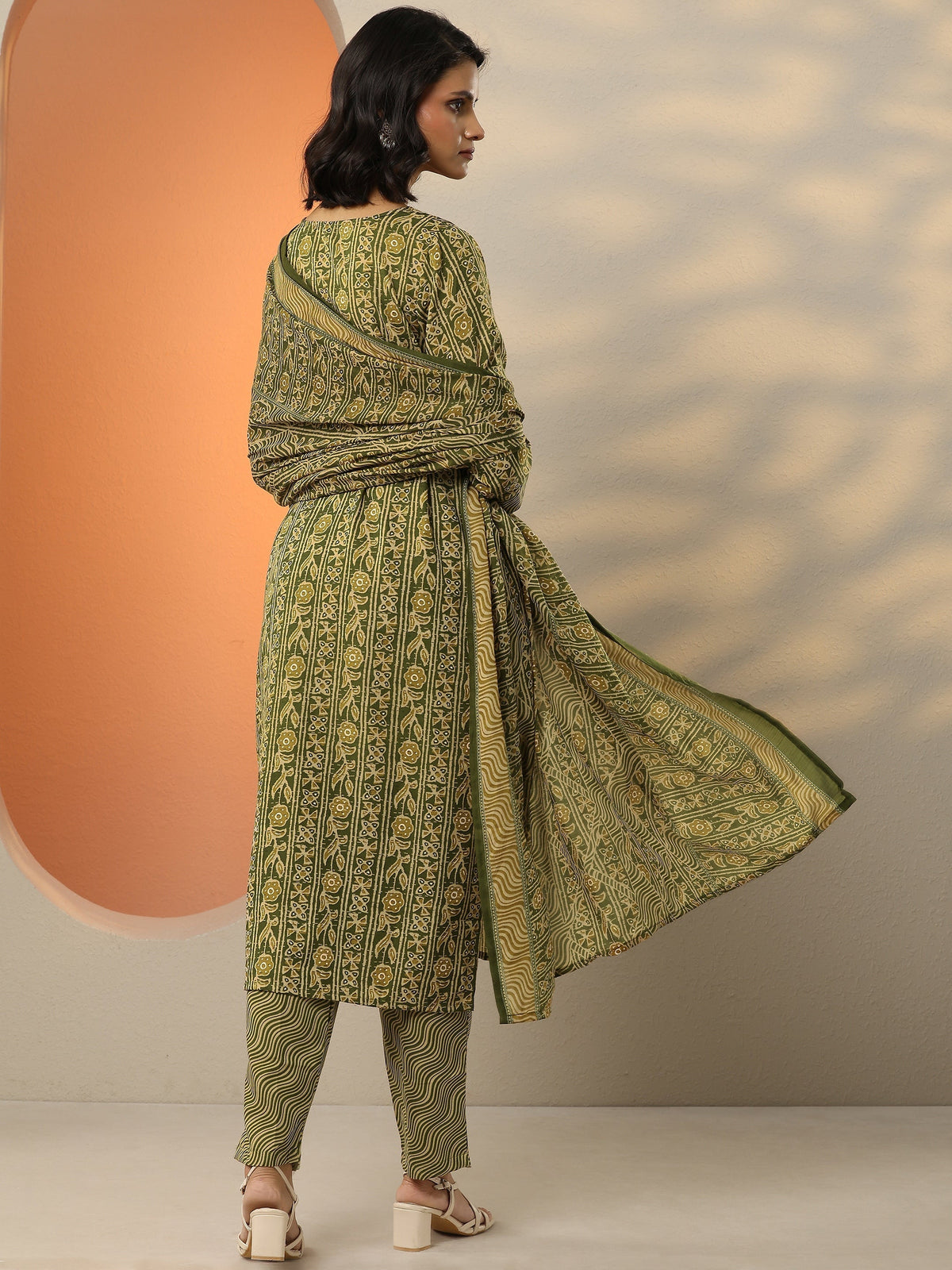 Anouk Green Printed Cotton Blend  Straight Suit Set With Dupatta
