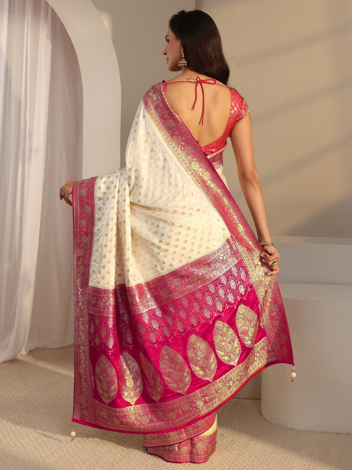 Anouk Art Ivory Banarasi Satin Saree With Unstitched Blouse Piece