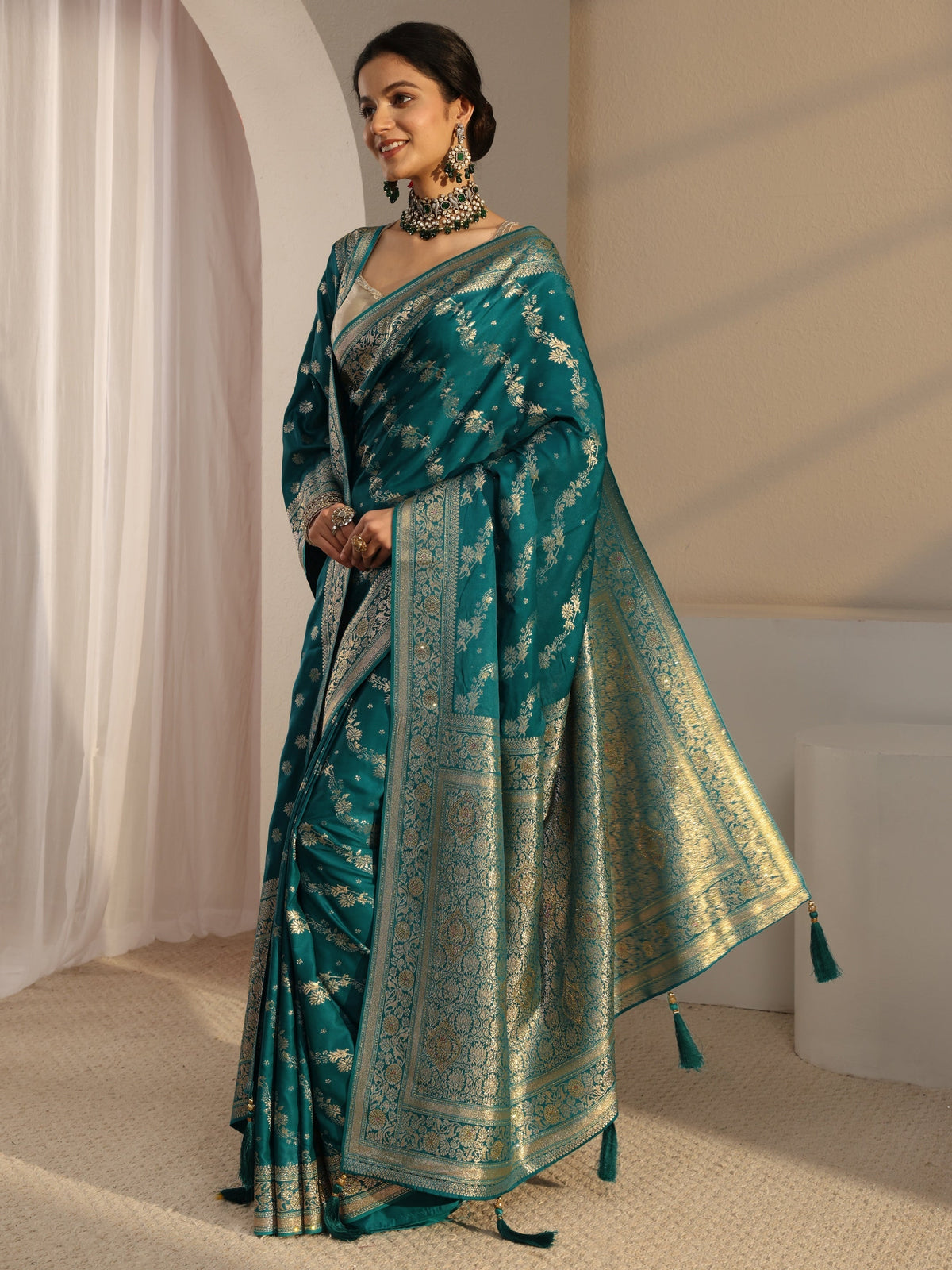 Anouk Green Banarasi Satin Saree With Unstiched Blouse Piece And Dupatta
