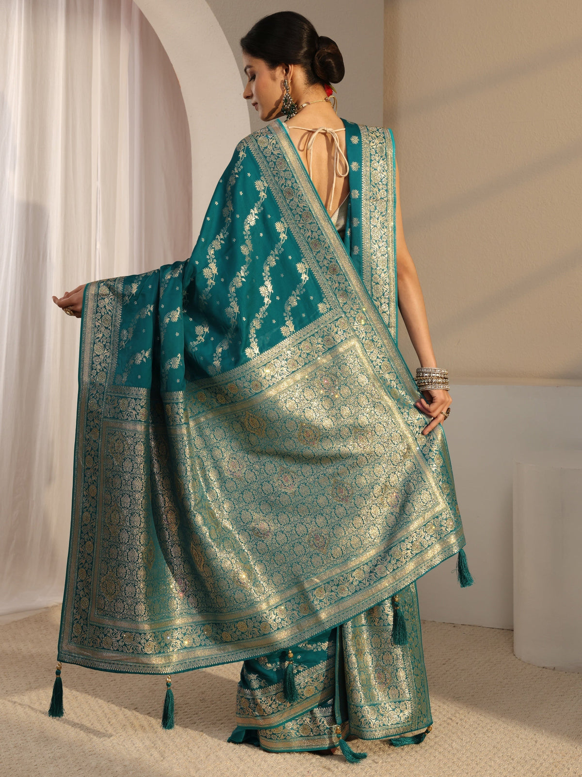 Anouk Green Banarasi Satin Saree With Unstiched Blouse Piece And Dupatta