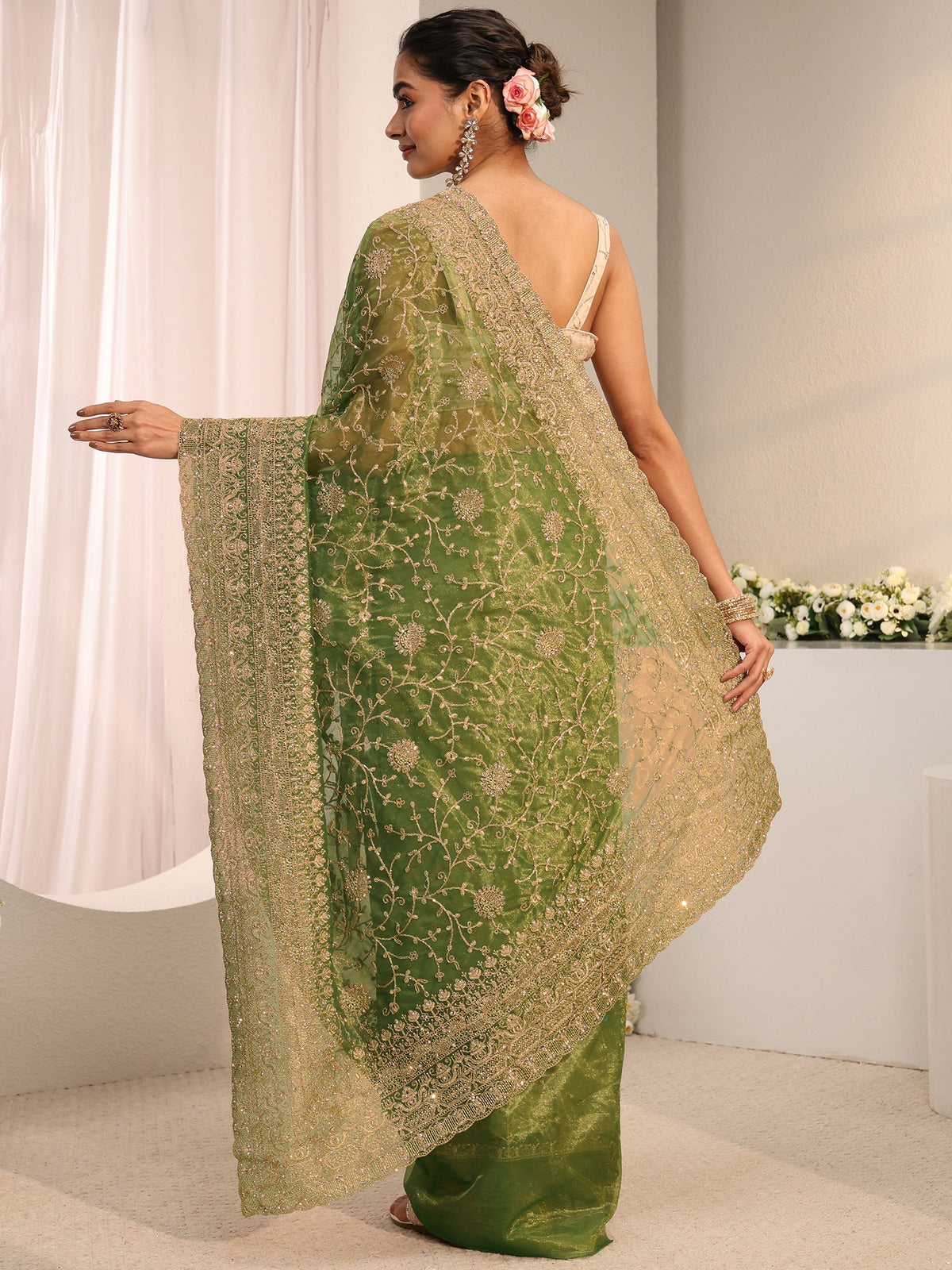 Anouk Green Floral Embellished Net Saree With Unstitched Blouse Piece