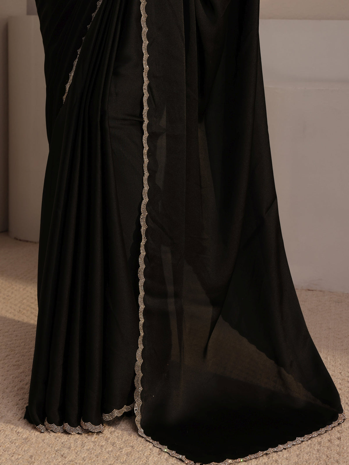 Anouk Black Embellished Satin Saree With Unstiched Blouse Piece