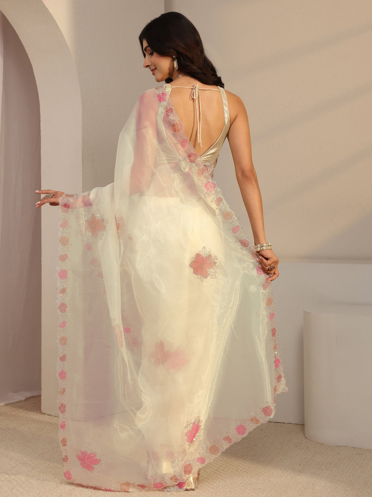 Anouk Ivory Floral Embellished Organza Sareewith Unstitched Blouse Piece