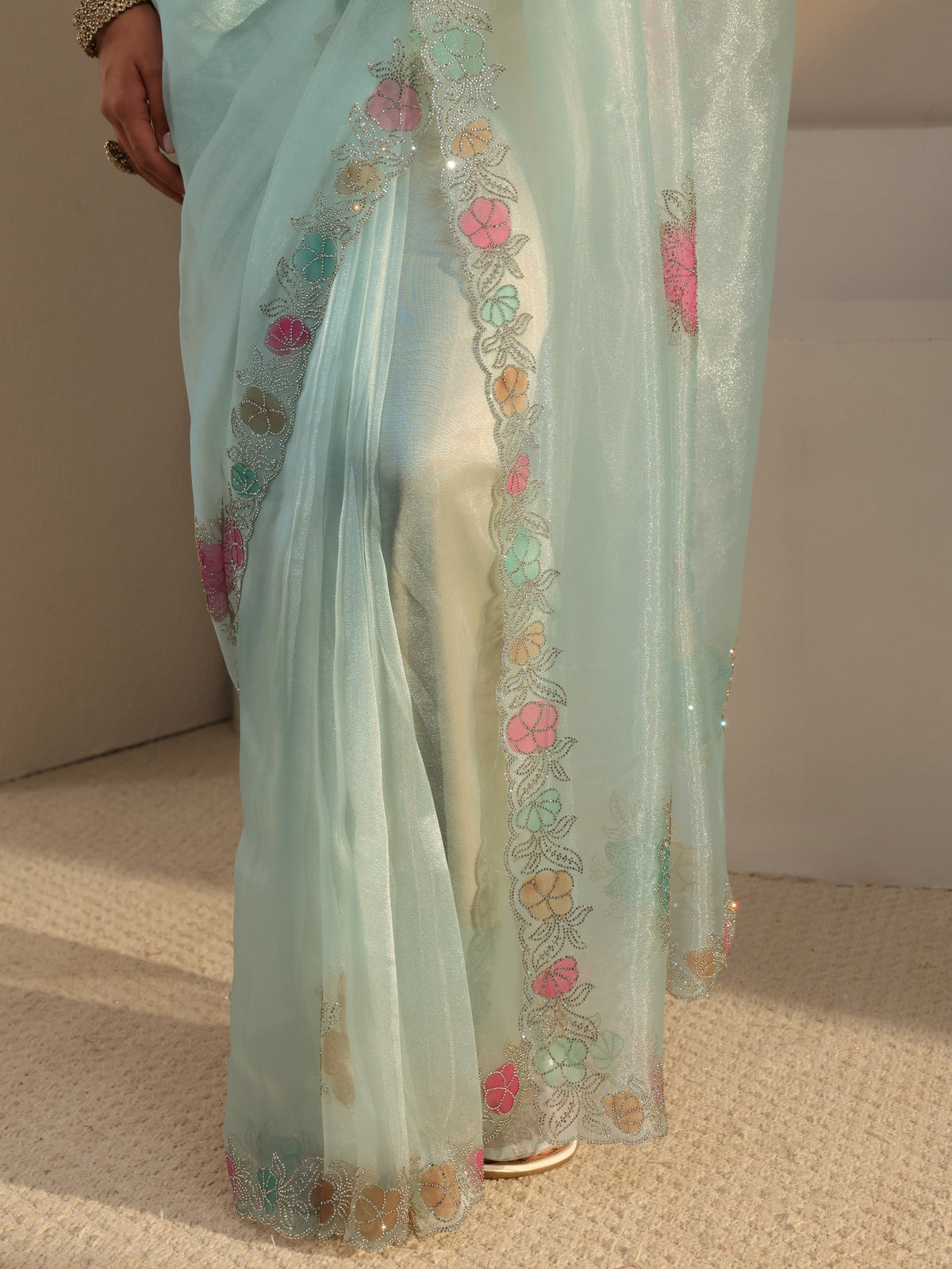 Anouk Blue Floral Embellished Organza Saree With Unstitched Blouse Piece