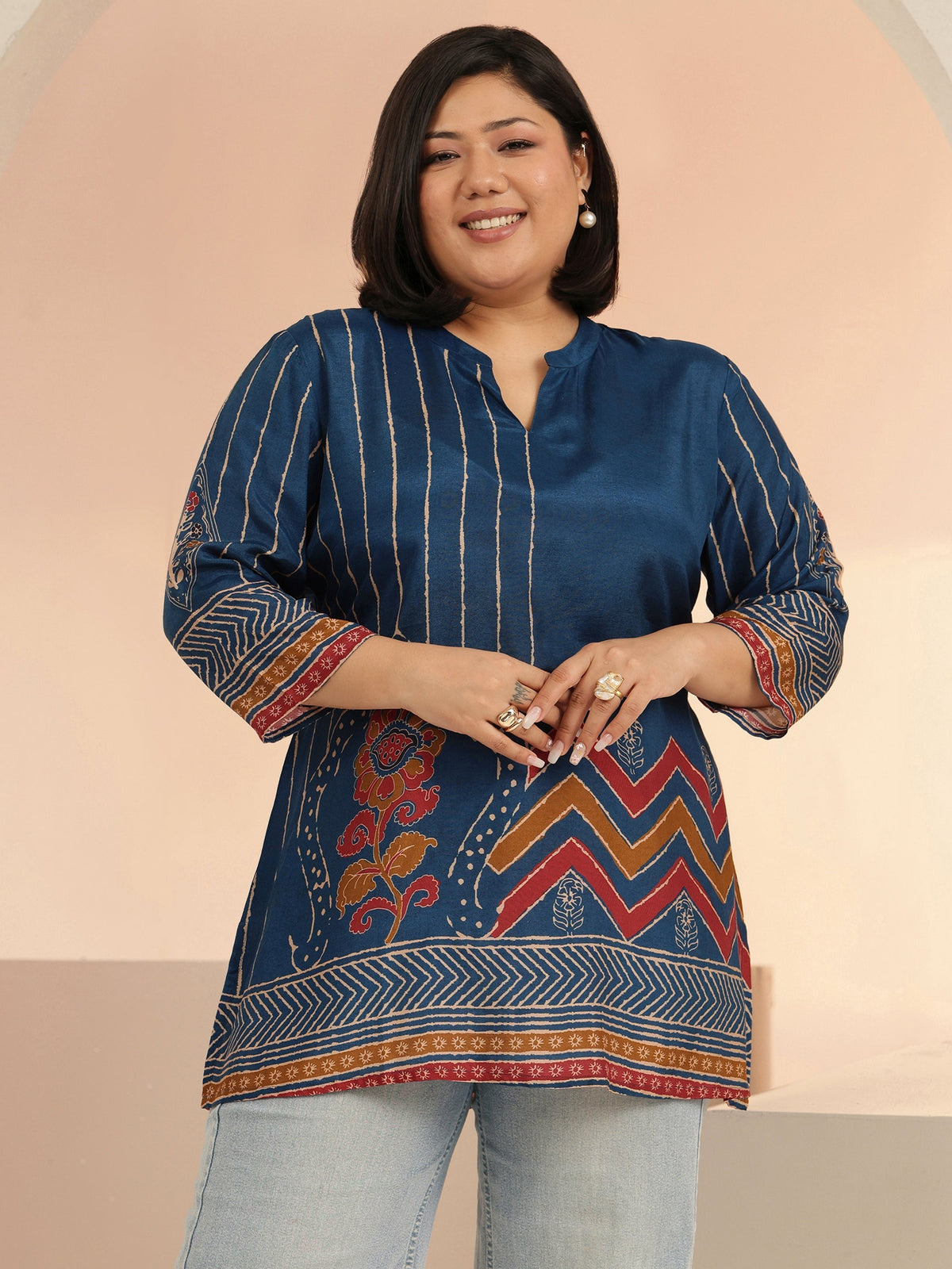 Plus Size Blue Ethnic Motif Printed Straight Kurti