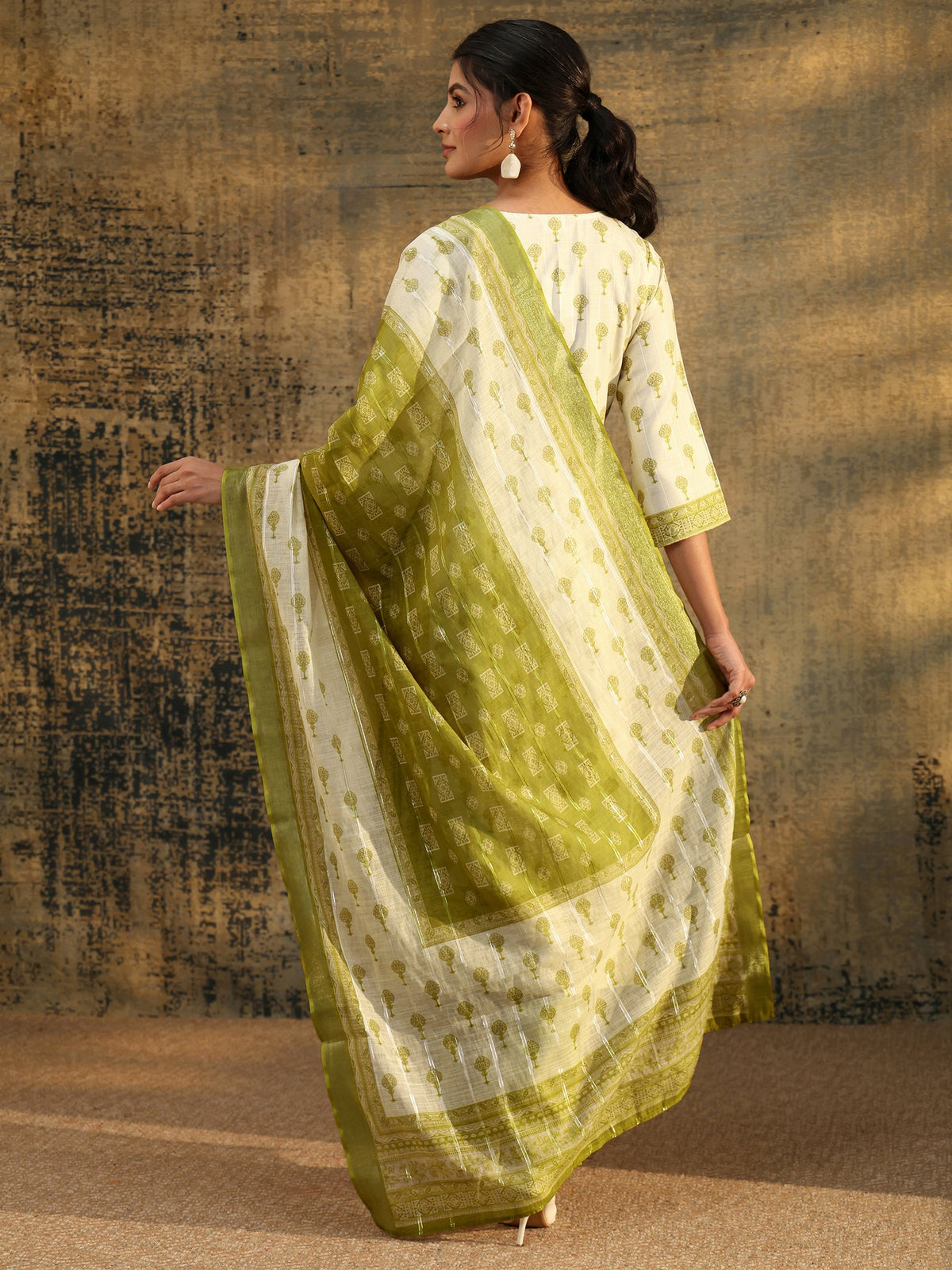 Anouk Off White Floral Printed Linen Straight Suit Set