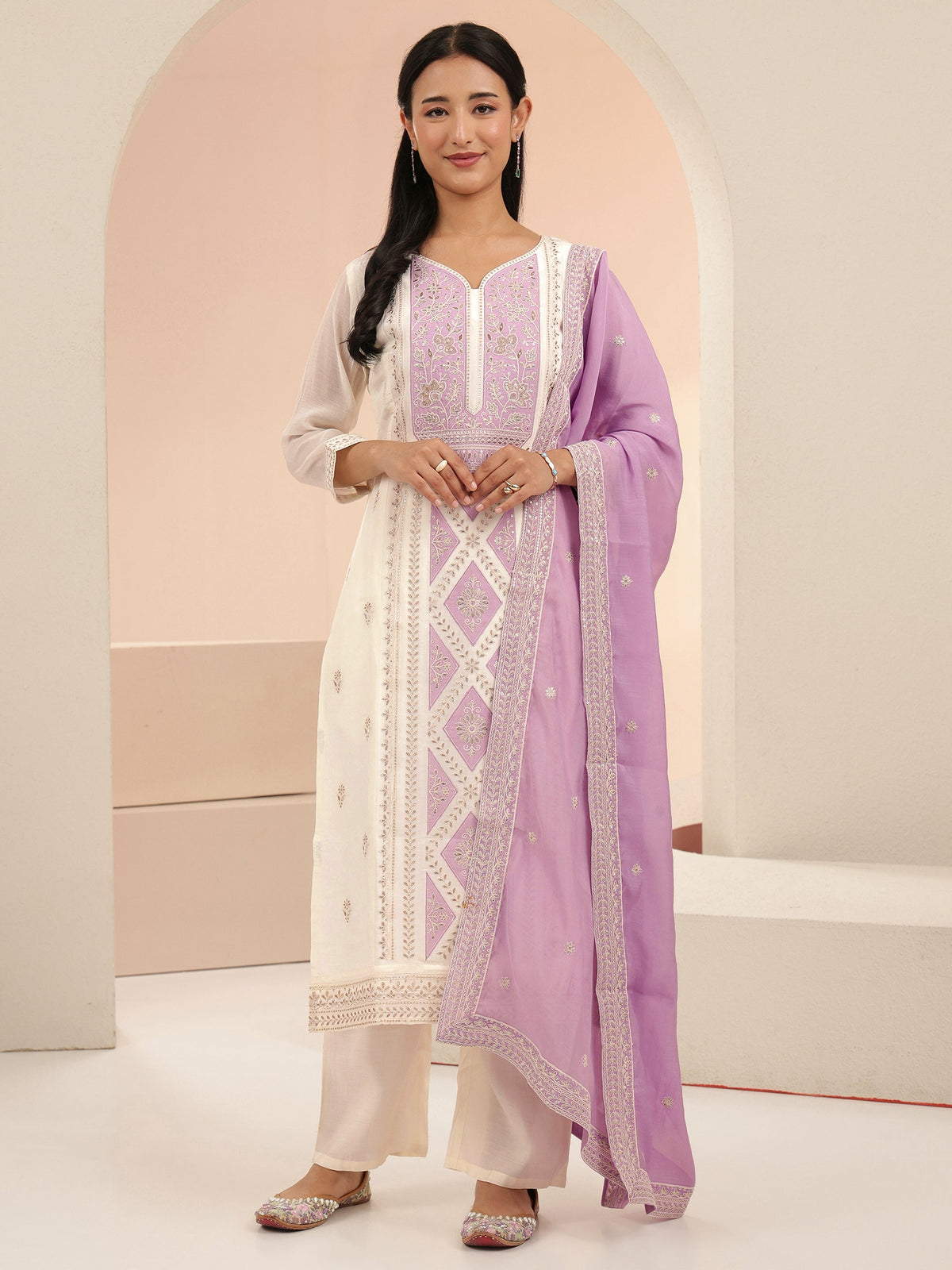 Anouk White Floral Embroidered Chanderi Cotton Straight Suit Set