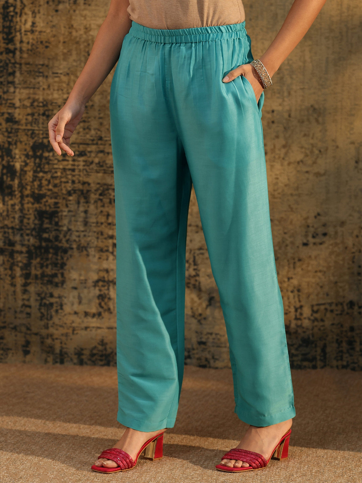Anouk Turquoise Blue Floral Printed  Muslin Straight Suit Set