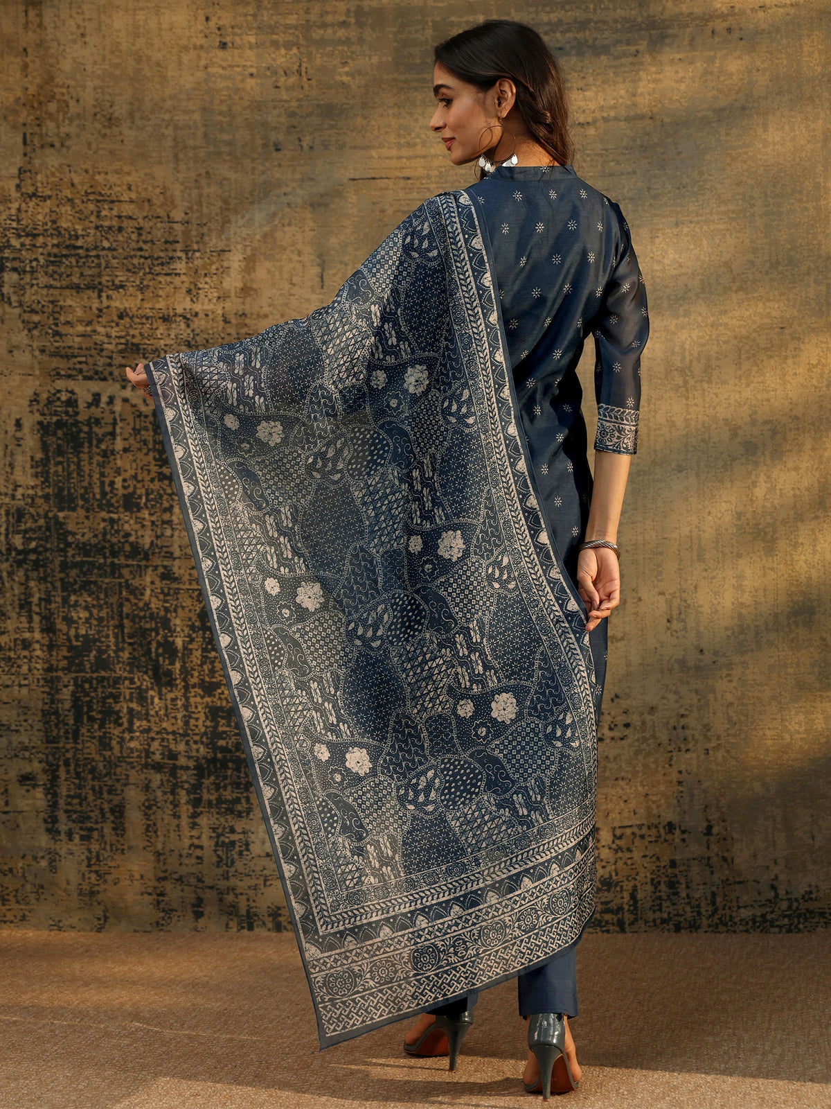 Anouk Indigo Blue Floral Printed Chanderi Silk Straight Suit Set