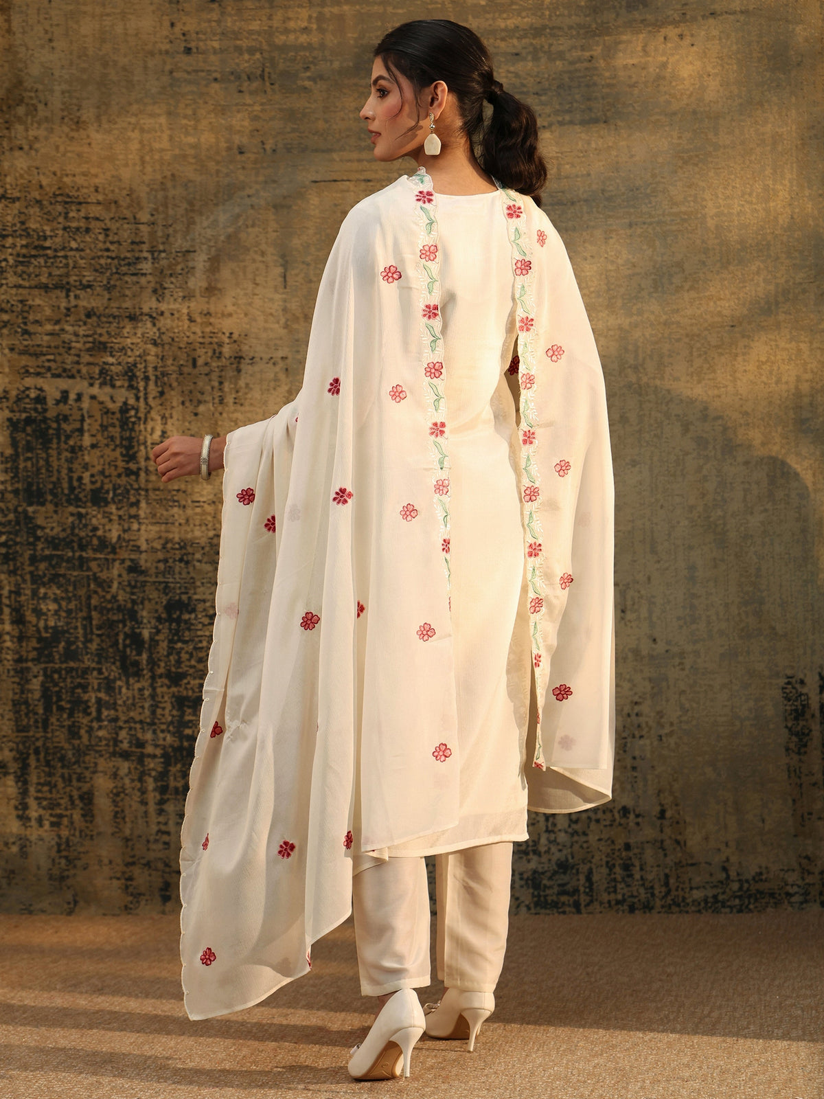 Anouk White Floral Chevron Printed Chinon Straight Suit Set