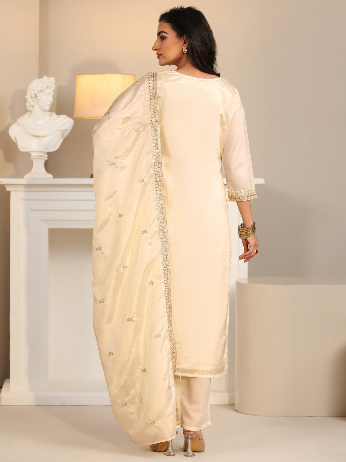 Anouk Cream Floral Embroiderd Organza Straight Suit Set
