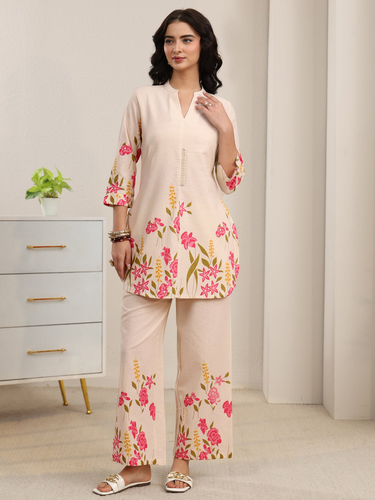 Anouk Off White Floral Printed Cotton Co-Ord Set