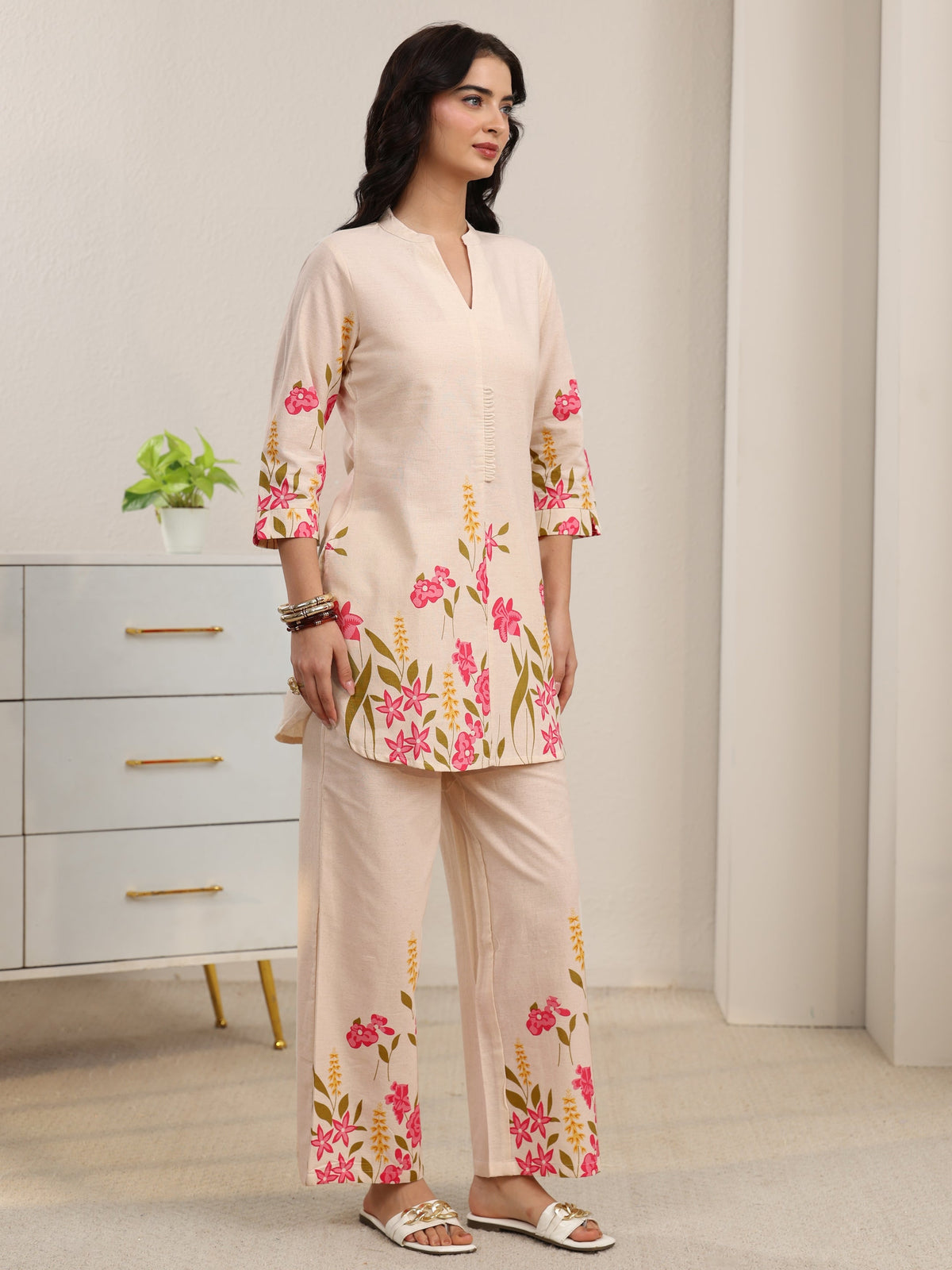 Anouk Off White Floral Printed Cotton Co-Ord Set