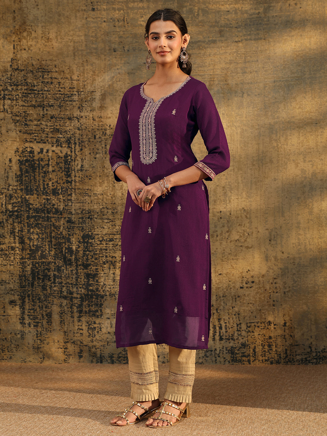 Anouk Dark Purple Embroidered Silk Blend Straight Kurta