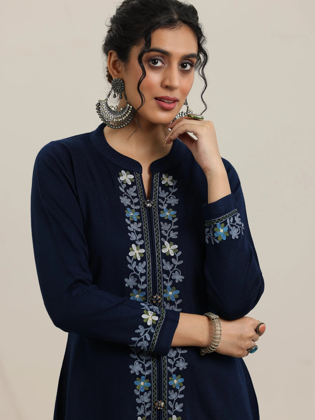 Anouk Blue Embroidered Wool Straight Kurta