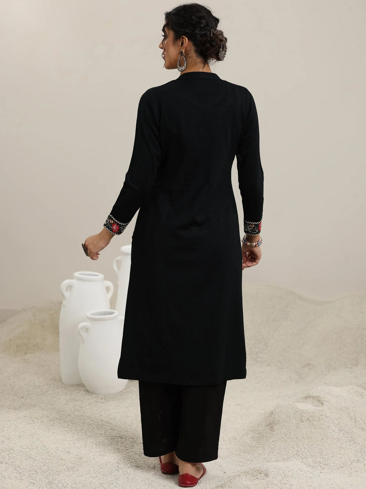Anouk Black Embroidered Wool Straight Kurta