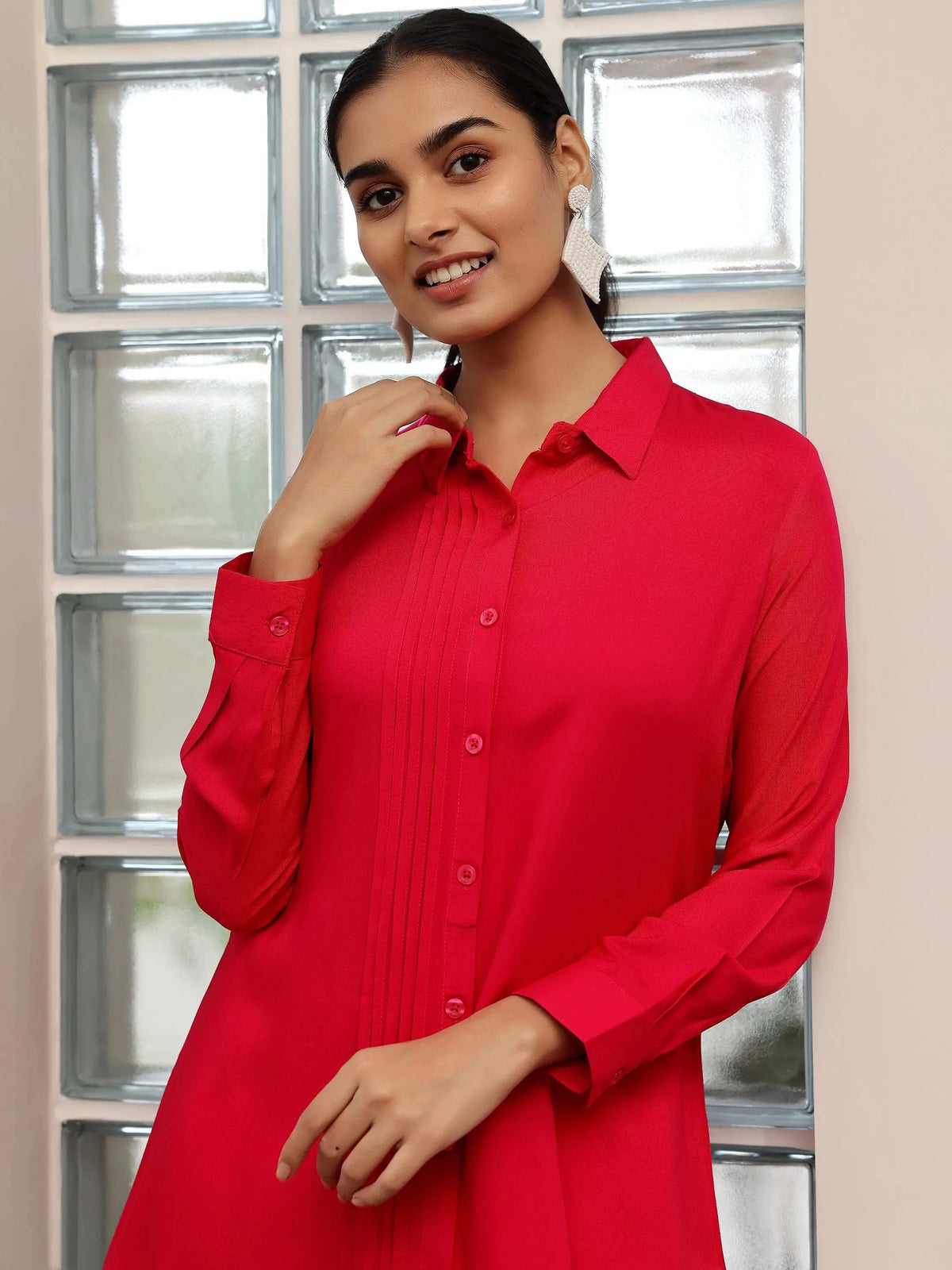 Anouk Pink Solid Rayon Straight Tunic