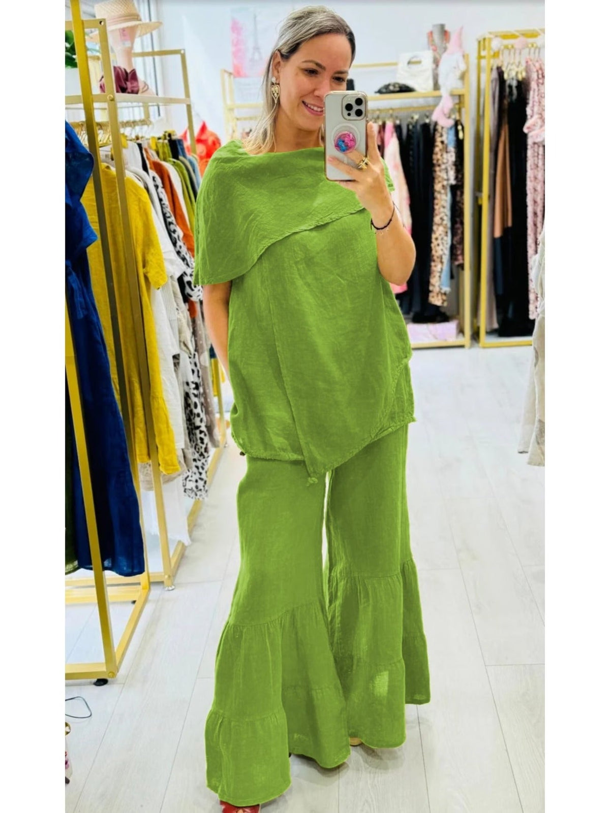 Plus Size Sleeveless Relaxed Fit Outfit – Elegant European Style Fashion Set for Women