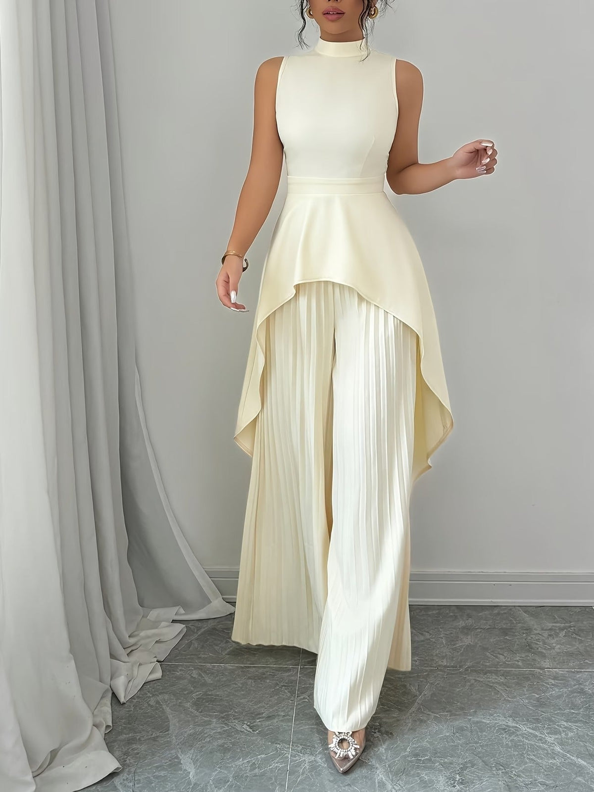 Elegant Sleeveless Stand-Collar Top & Pleated Trousers Set – Women’s Chic High-Low Two-Piece Suit