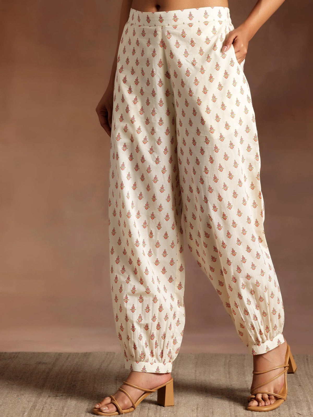 Anouk Off White Printed Cotton Straight Kurta Set