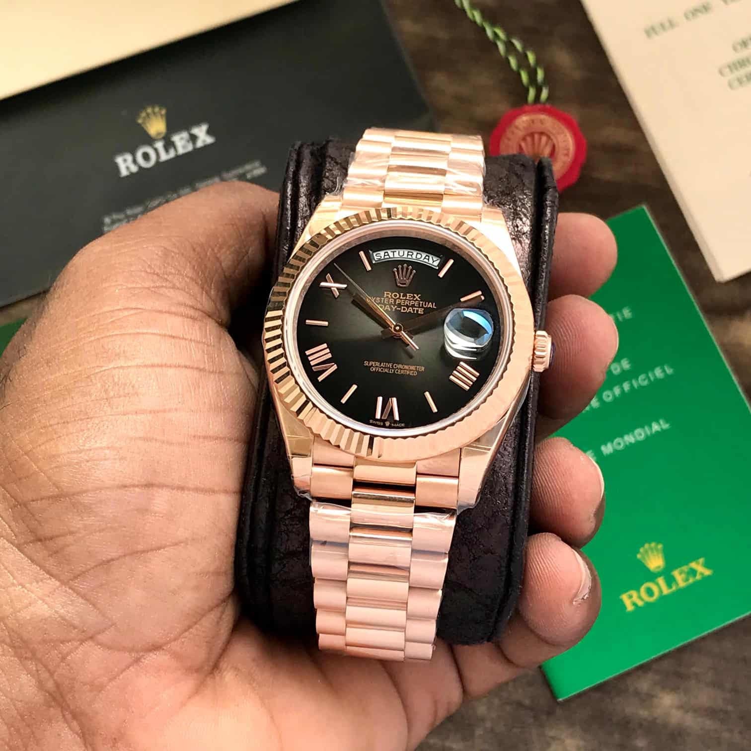Role_x Day Date Rose Gold/Black Watch