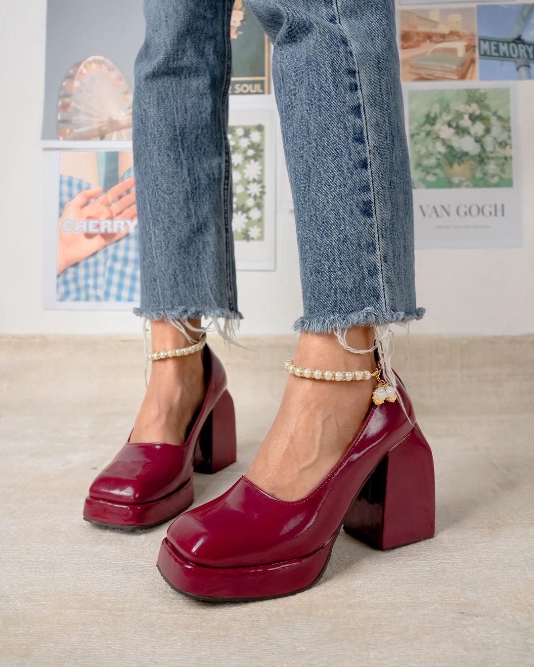 Pretty In Pearl Aesthetic Cherrywood Platform Pump