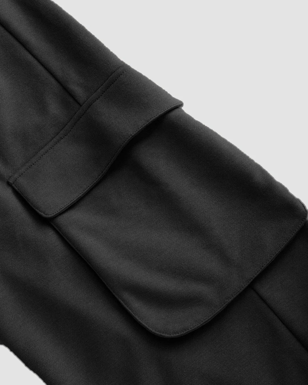 Cool Girl Aesthetics Black Trousers with Double Utility Pockets