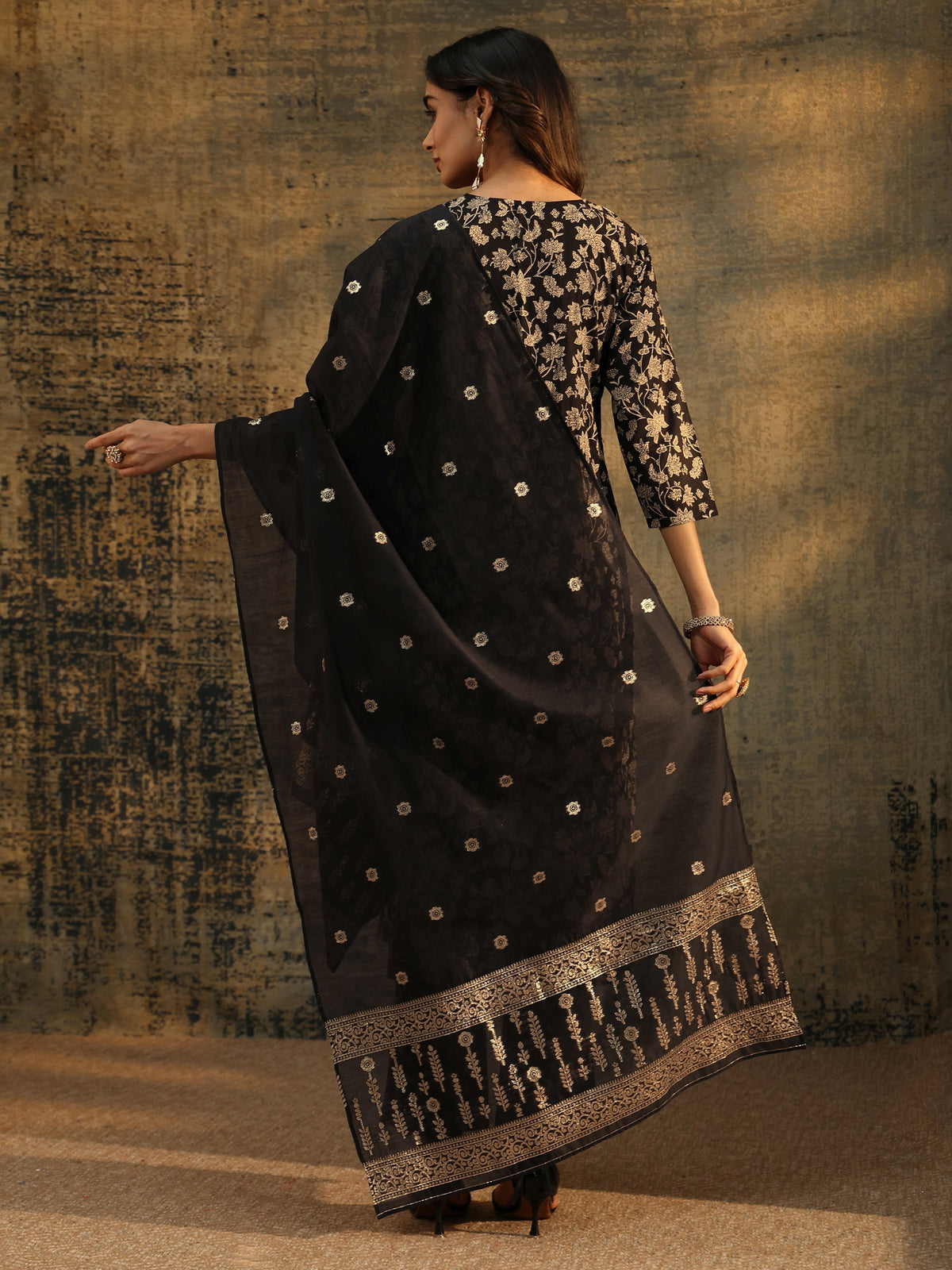 Anouk Black Floral Printed Cotton Straight Suit Set
