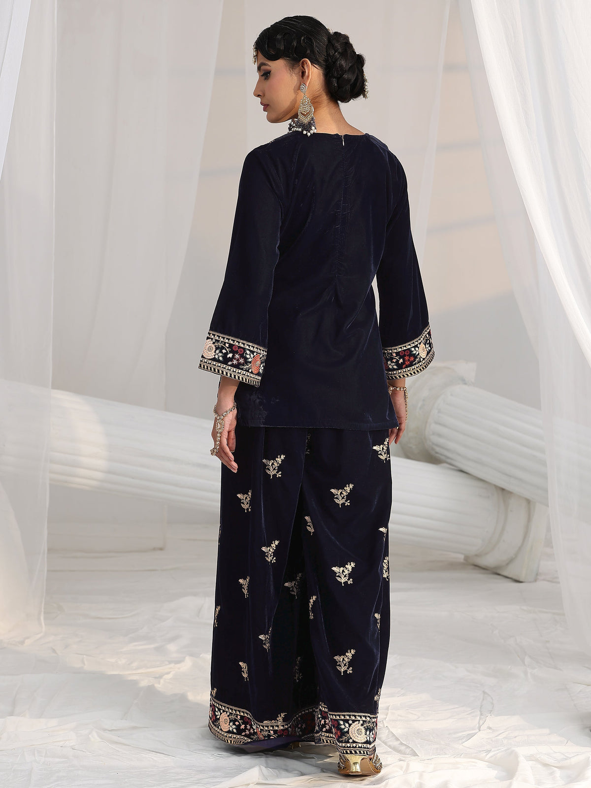 Anouk Navy Blue Yoke Embroidered Design Velvet Co-Ord Set