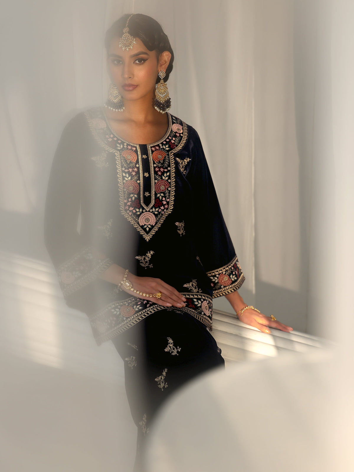 Anouk Navy Blue Yoke Embroidered Design Velvet Co-Ord Set