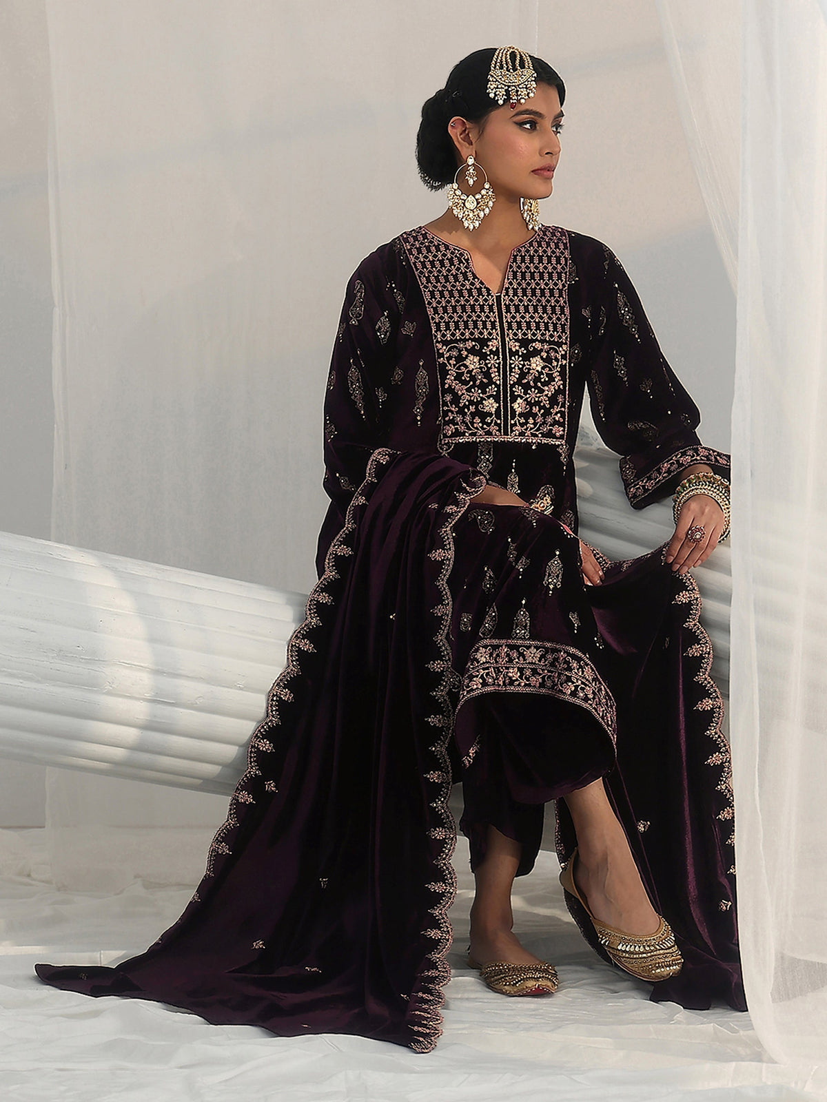 Anouk Plum Puprle Floral Embroidered Velvet Straight Suit Set